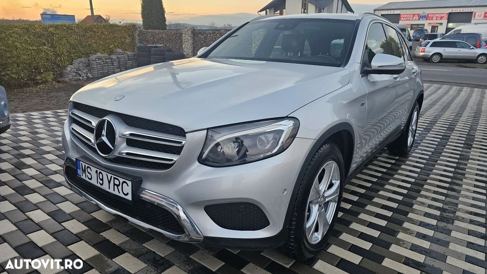 Mercedes-Benz GLC 250 d 4Matic 9G-TRONIC AMG Line - 1
