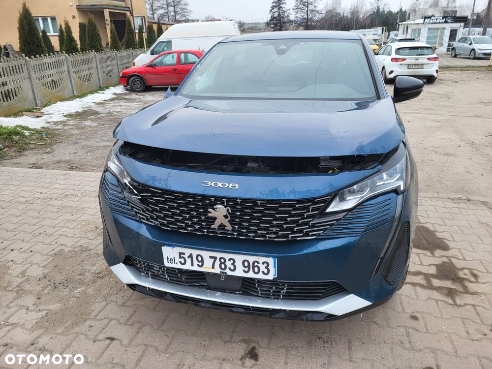 Peugeot 3008 1.2 PureTech mHEV Active Pack S&S e-DCS6 - 28