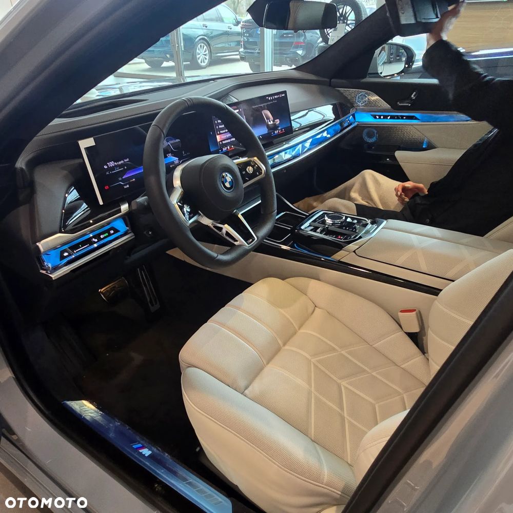 BMW i7 105.7kWh xDrive60 M Sport - 15