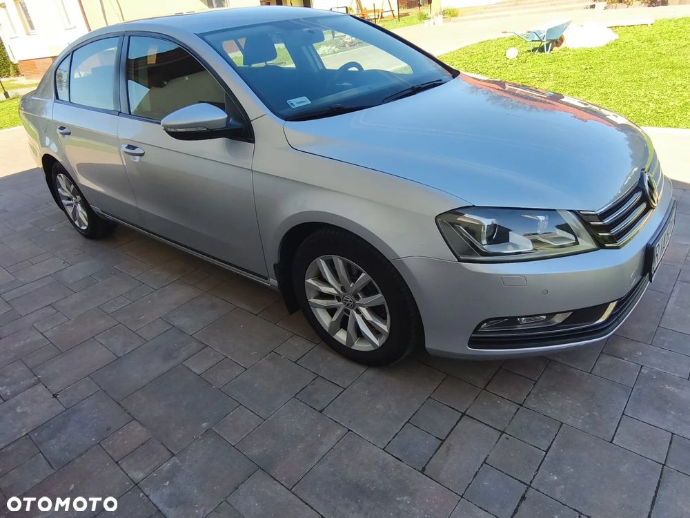 Volkswagen Passat 2.0 TDI Trendline - 10
