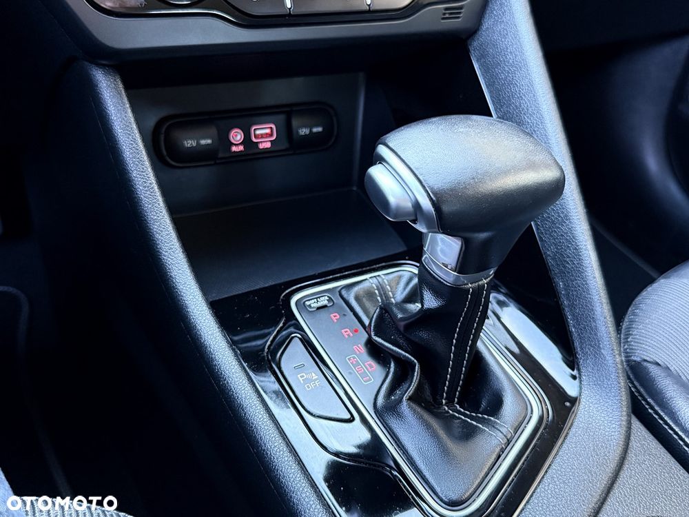 Kia Niro 1.6 GDI HEV 2WD OPF Spirit - 23