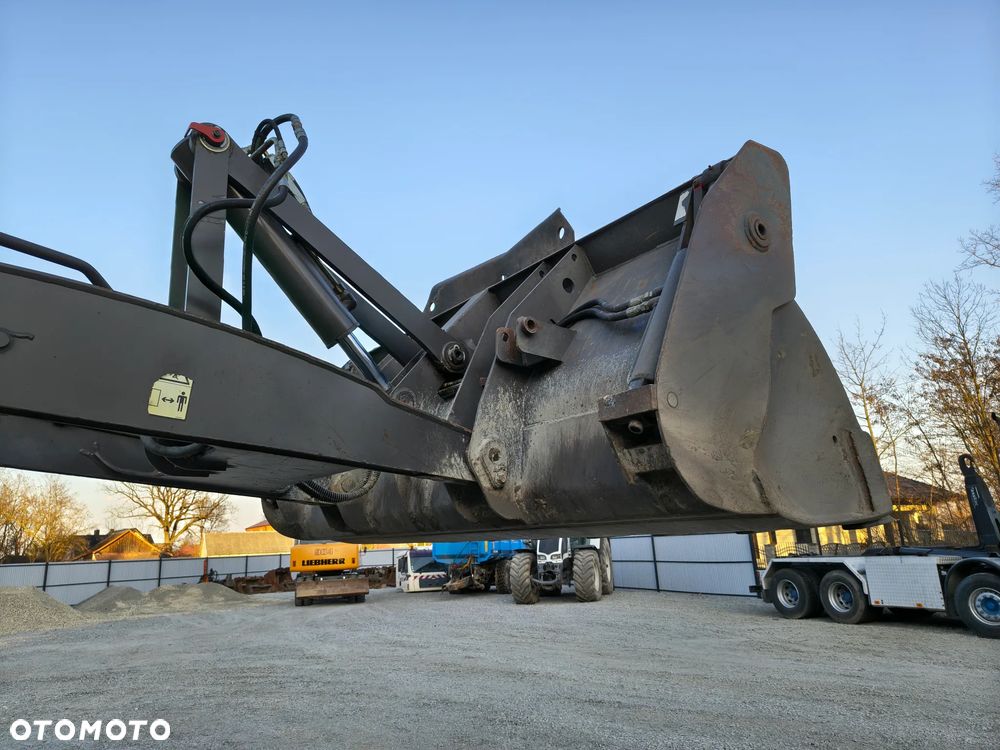 Volvo BL71  Koparko-ładowarka - 9
