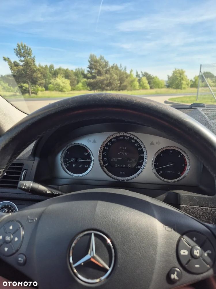 Mercedes-Benz Klasa C 320 CDI DPF 4Matic 7G-TRONIC Avantgarde - 10
