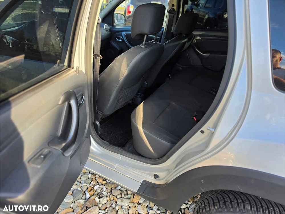 Dacia Duster 1.6 4x2 Laureate - 10