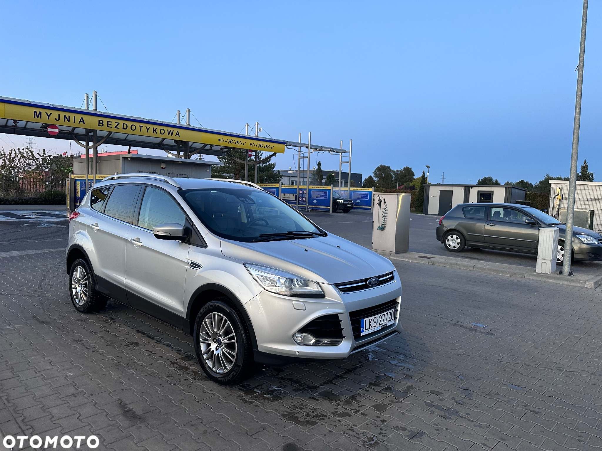 Ford Kuga - 8