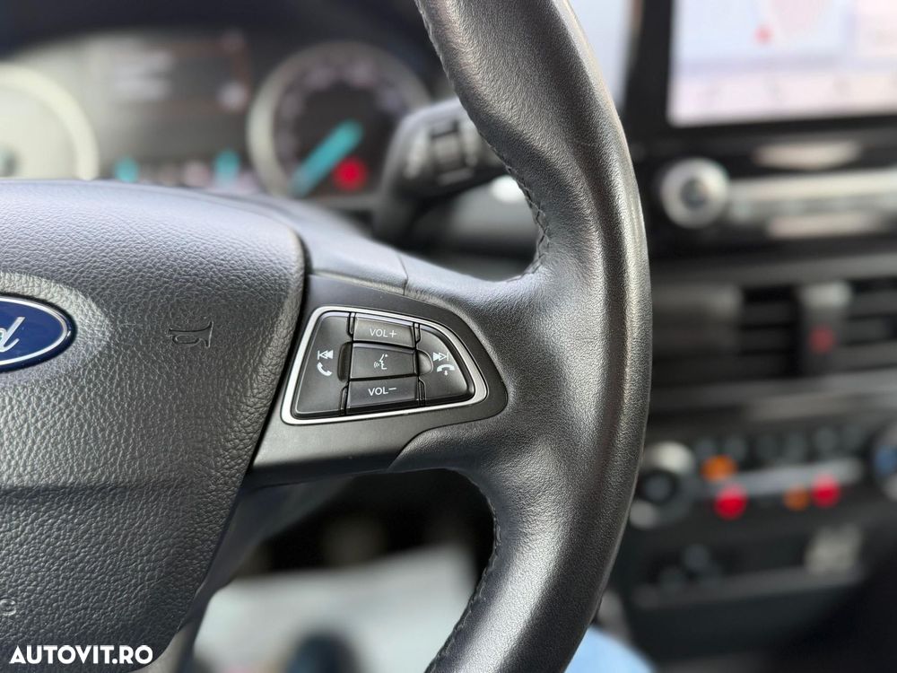 Ford EcoSport - 17