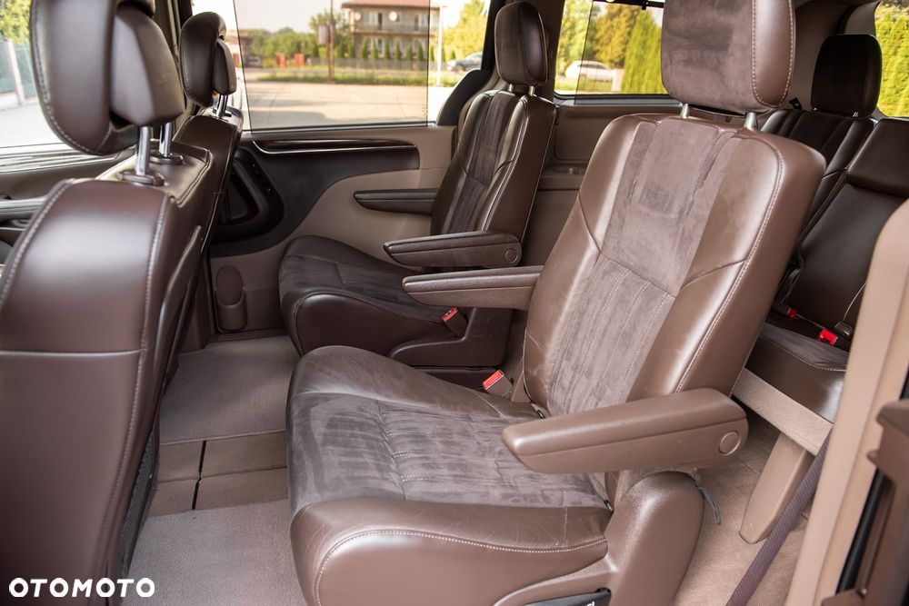 Lancia Voyager 2.8 Multijet 16v Platinum - 27