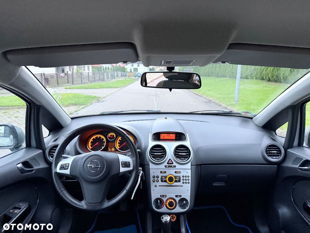 Opel Corsa - 12