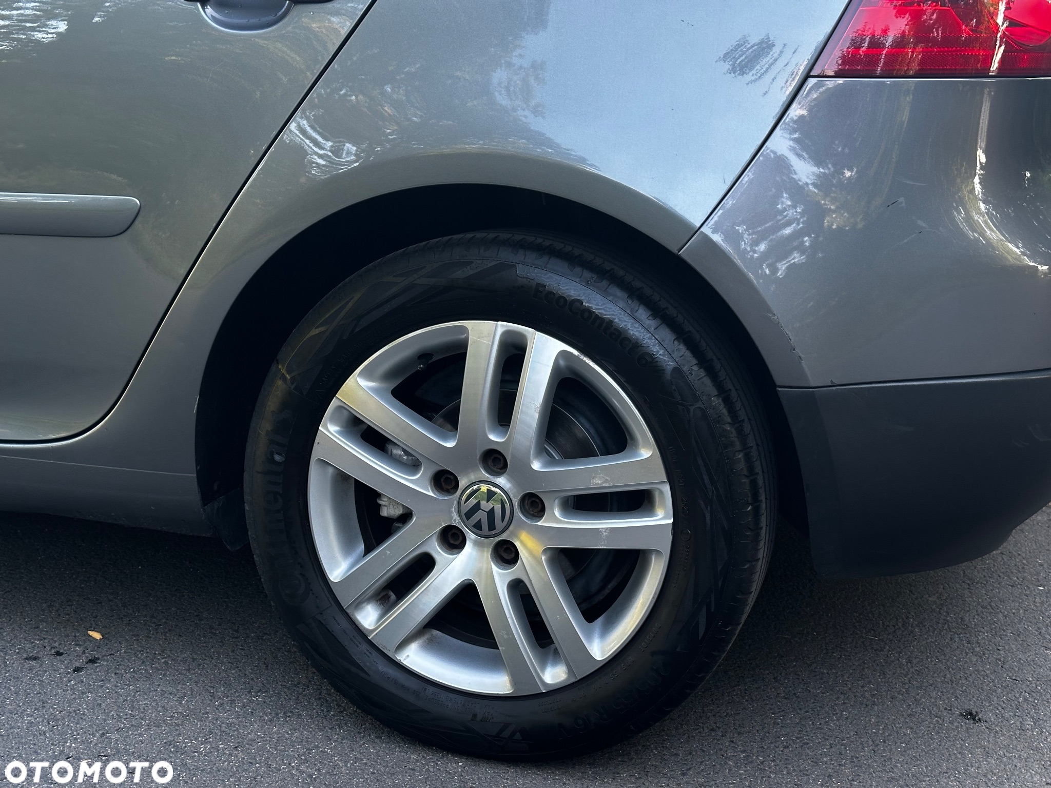 Volkswagen Golf V 1.9 TDI Trendline - 29