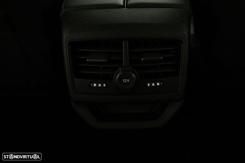 Peugeot 3008 1.6 Hybrid Allure e-EAT8 - 22