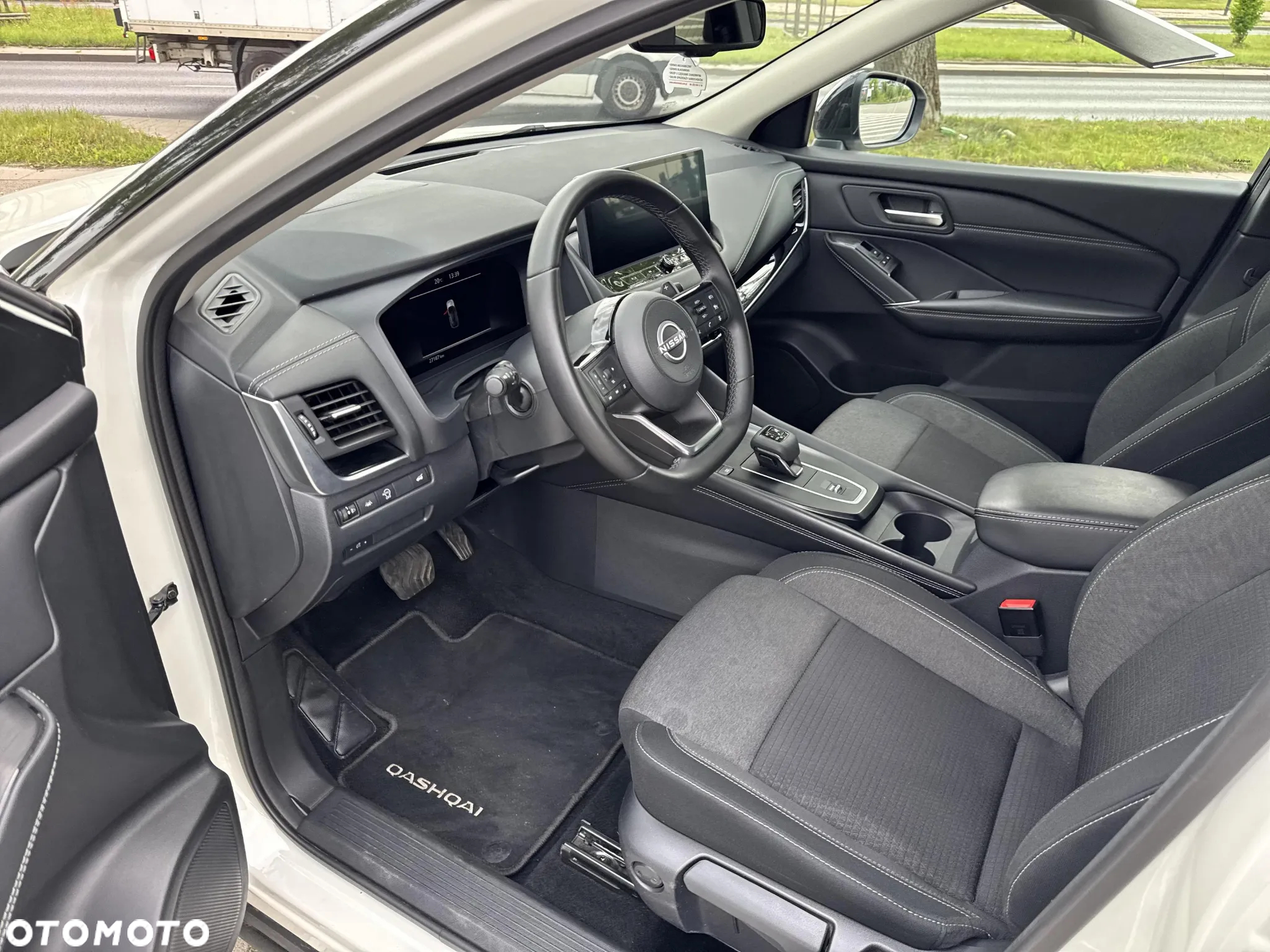 Nissan Qashqai - 10