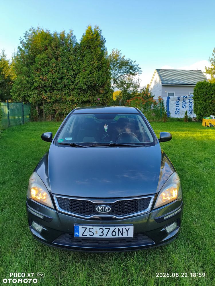 Kia Ceed 1.4 Comfort + - 2