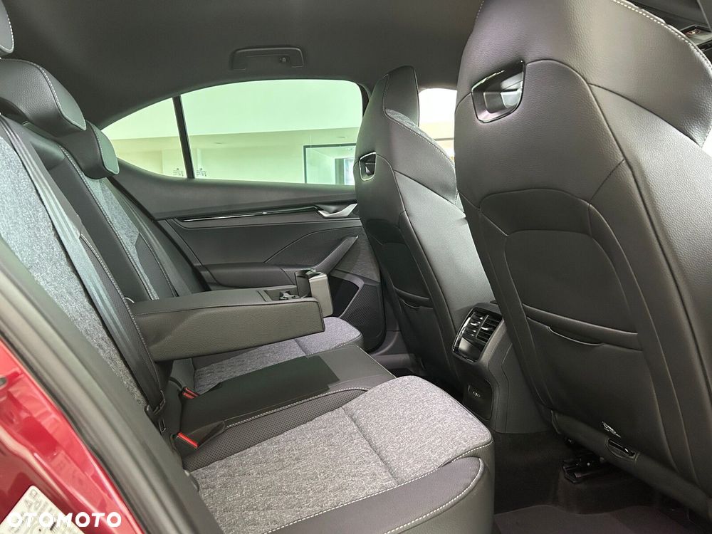 Skoda Octavia 1.5 TSI mHEV Sportline DSG - 17