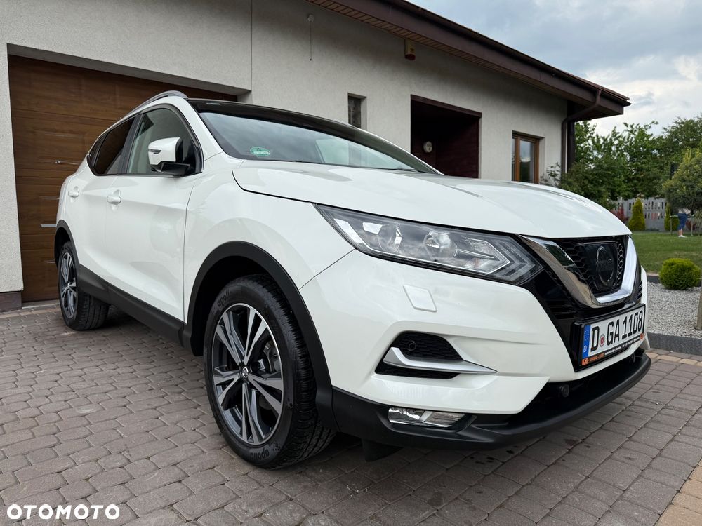 Nissan Qashqai 1.2 DIG-T 360 - 1
