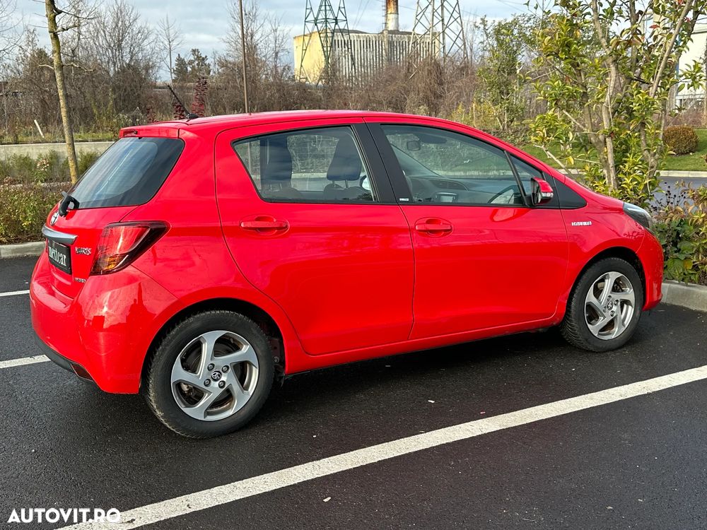 Toyota Yaris 1.5 VVT-i HSD Luna - 14