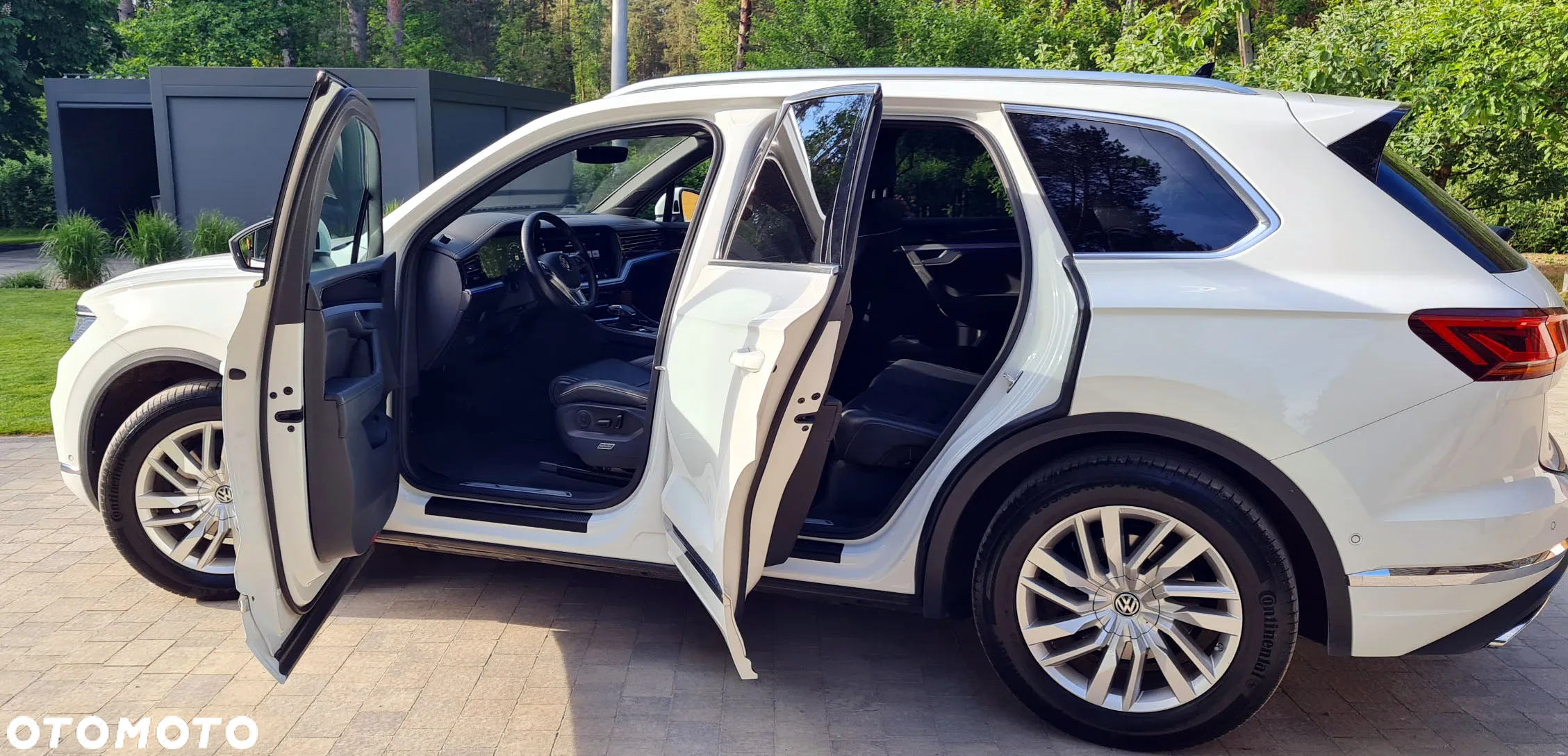 Volkswagen Touareg - 13
