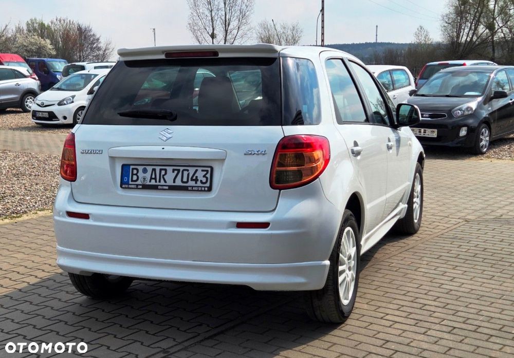 Suzuki SX4 - 3