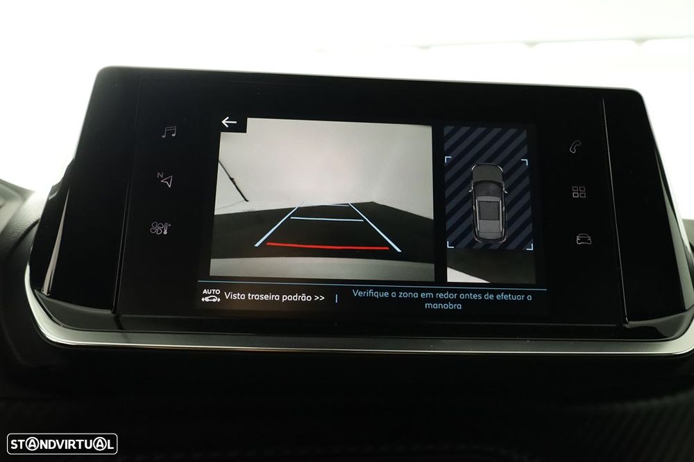 Peugeot e-2008 50 kWh GT - 13