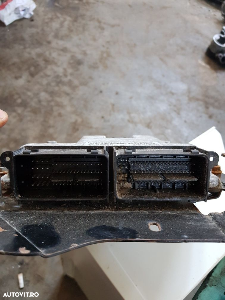 Contact cu cheie Calculator Ford Fiesta 1.0 ecoboost  2015 - 6