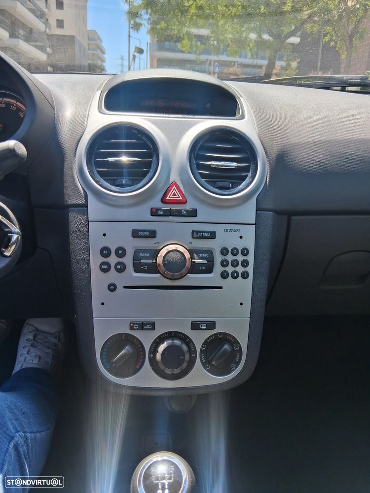 Opel Corsa 1.2 Connect - 9