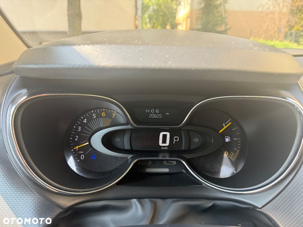 Renault Captur 1.2 TCe Intens EDC - 40