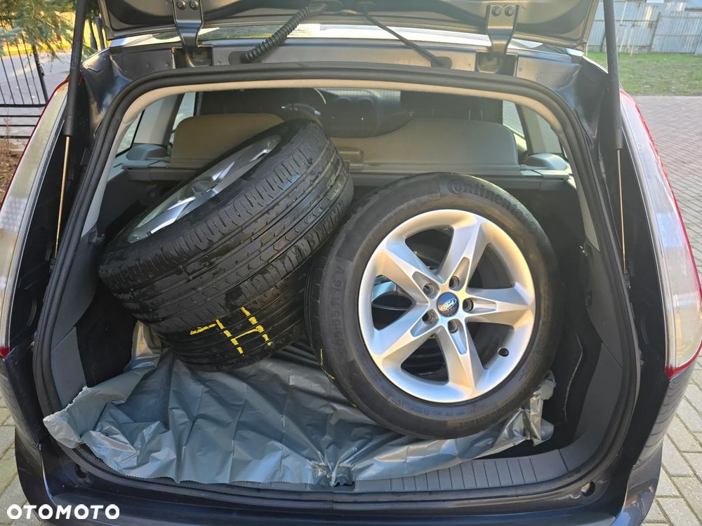 Ford Focus - 5
