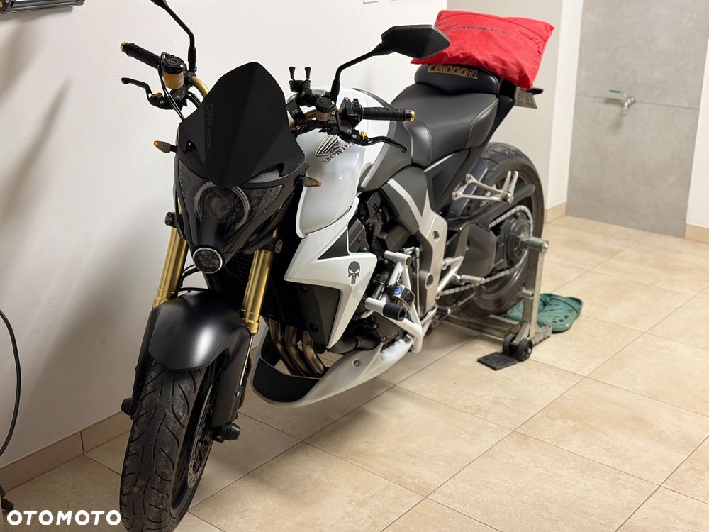 Honda CB - 40