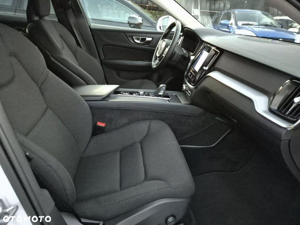 Volvo V60 B3 B Geartronic Momentum Pro - 30