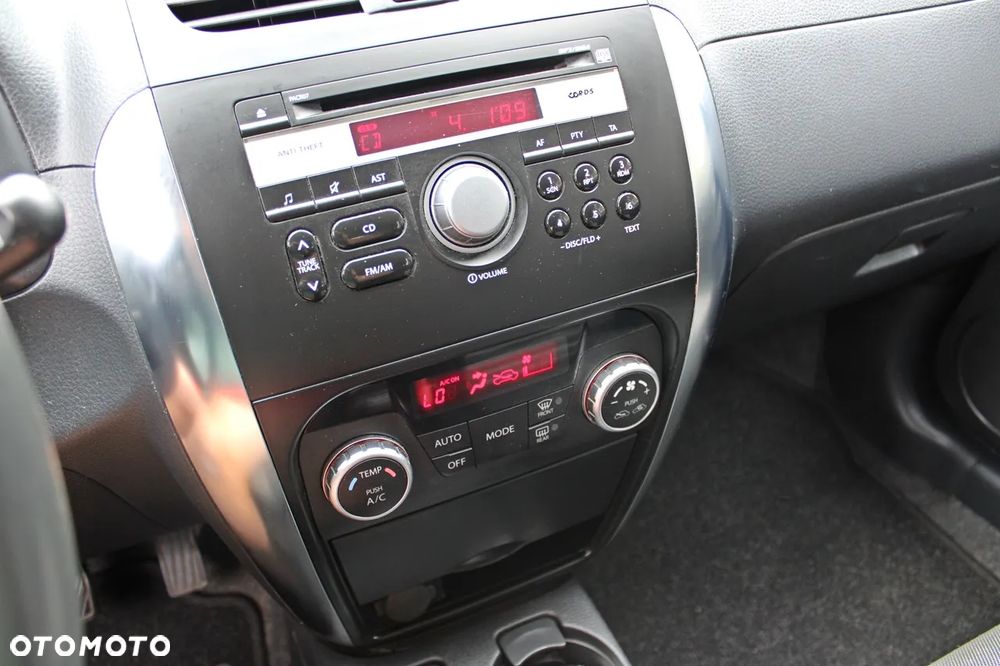 Suzuki SX4 1.6 VVT 4x2 City - 19