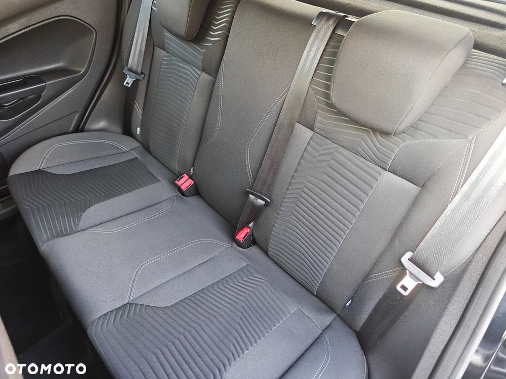 Ford Fiesta 1.0 EcoBoost Titanium - 26