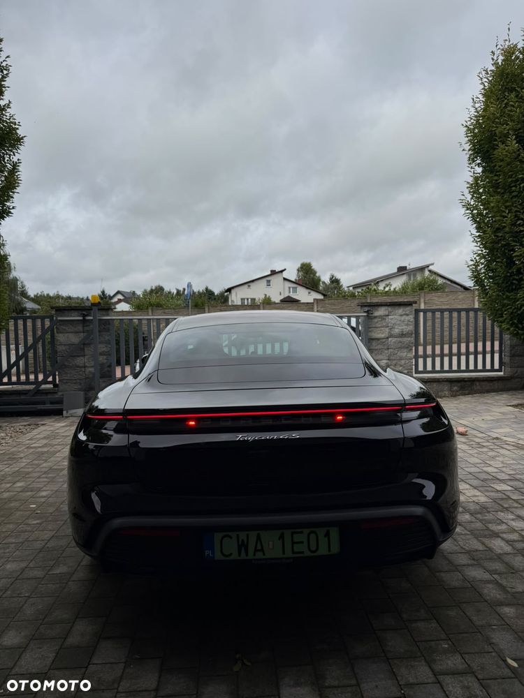 Porsche Taycan 4S - 5