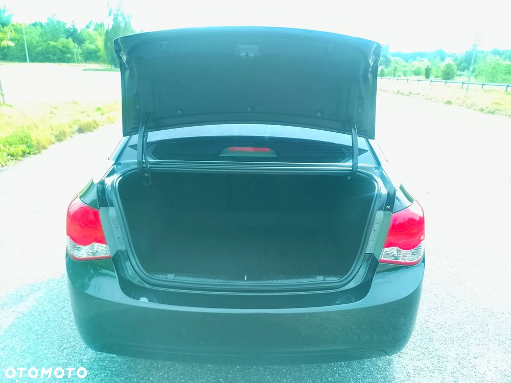 Chevrolet Cruze 1.8 LTZ - 22
