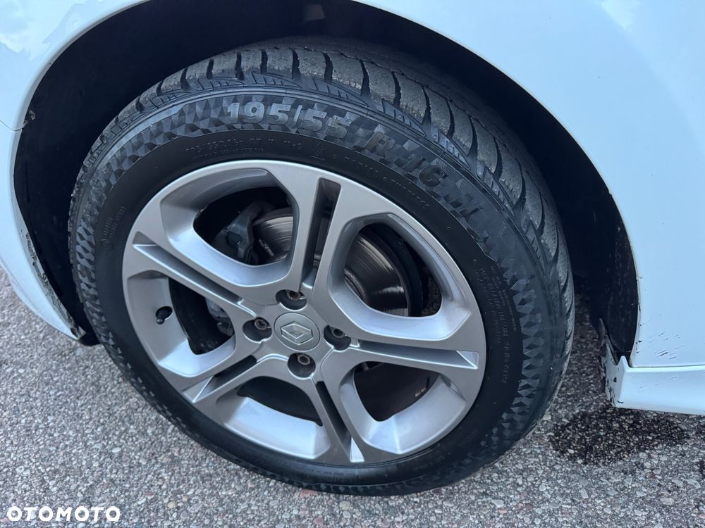 Renault Clio - 31