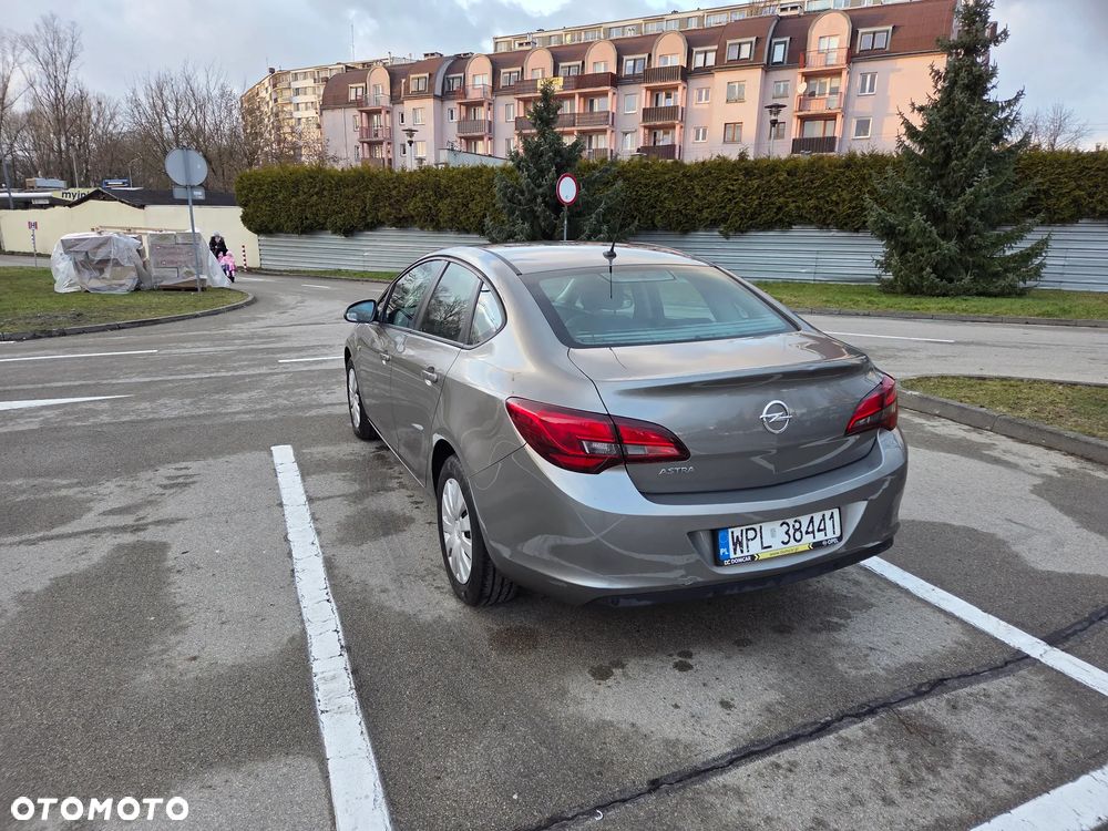 Opel Astra - 7