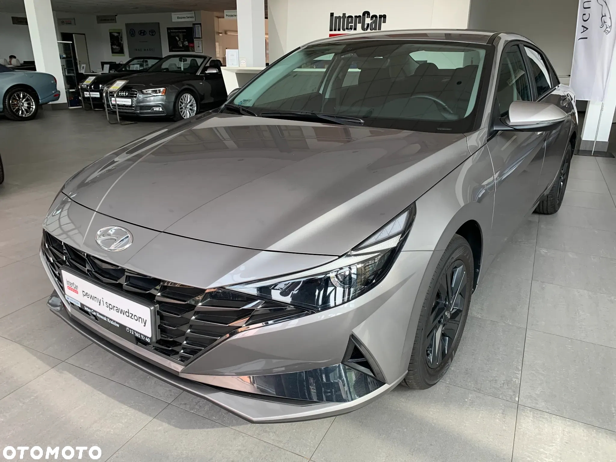Hyundai Elantra 1.6 Smart - 18
