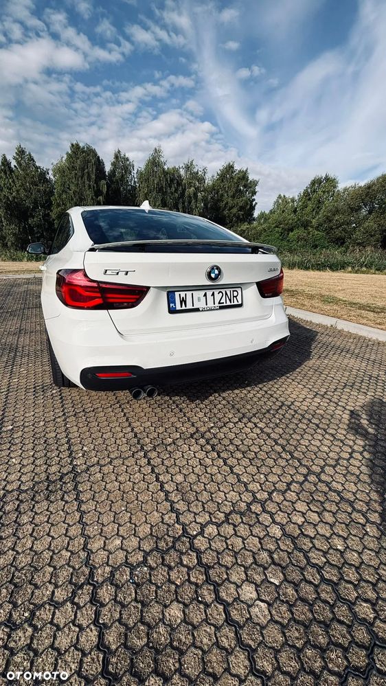 BMW Seria 3 330i xDrive - 7