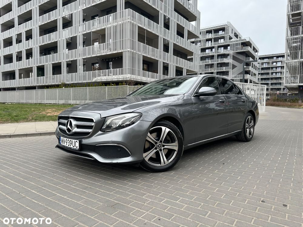 Mercedes-Benz Klasa E 220 d 4-Matic Business Edition 9G-TRONIC - 1