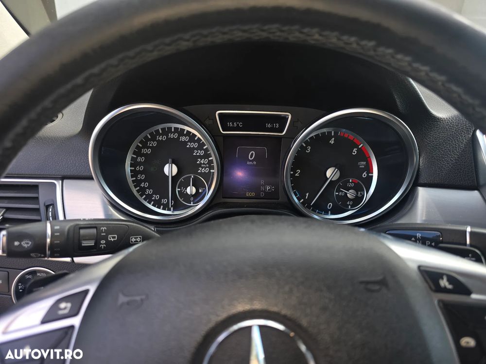 Mercedes-Benz ML 350 BlueTEC 4MATIC Aut - 10