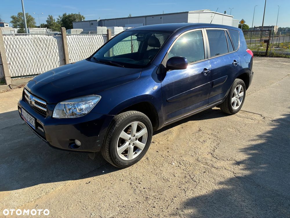 Toyota RAV4 2.0 VVT-i Premium - 1