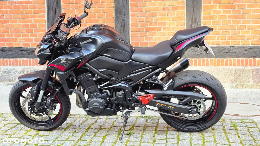 Kawasaki Z 900 - 14