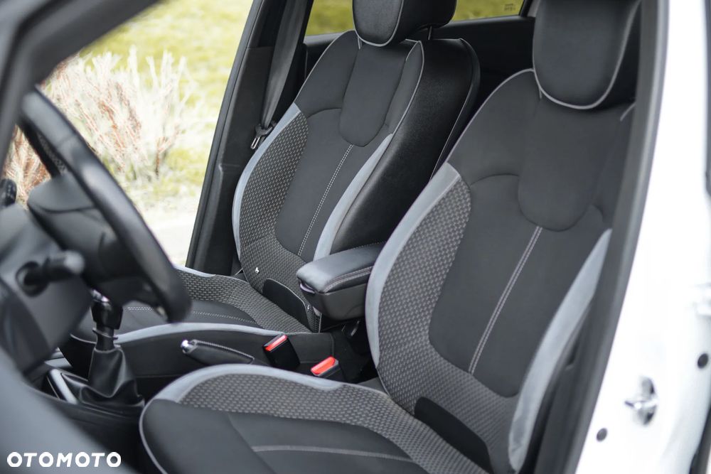 Renault Captur ENERGY TCe 120 Bose Edition - 14