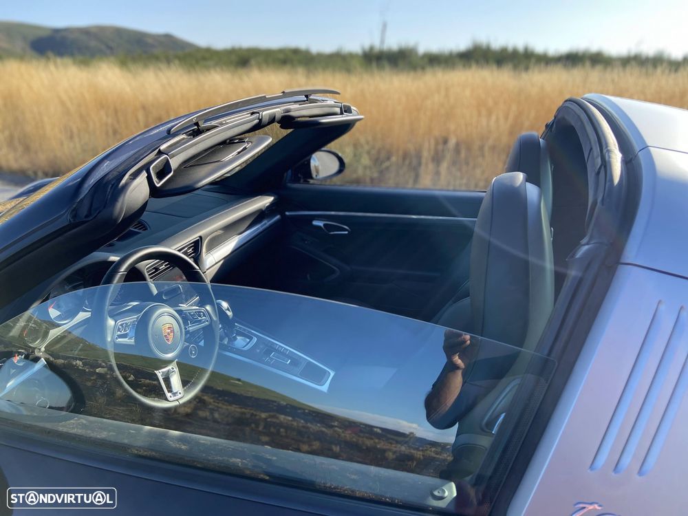 Porsche 911 Série F - 6