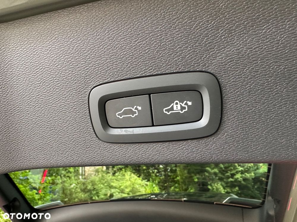 Volvo C40 P6 Recharge Ultimate - 22