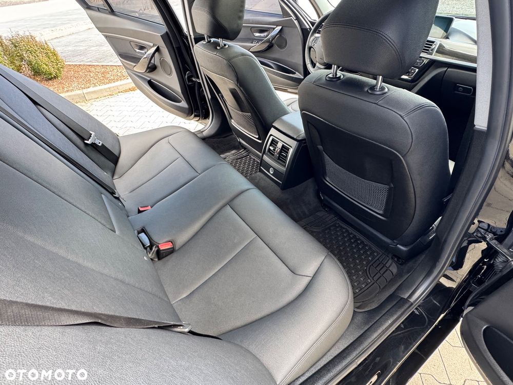 BMW Seria 3 320i GPF Luxury Line Purity sport - 15