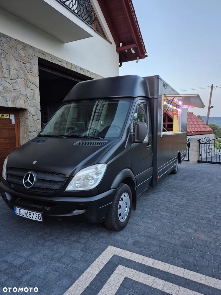 Mercedes-Benz Sprinter - 1
