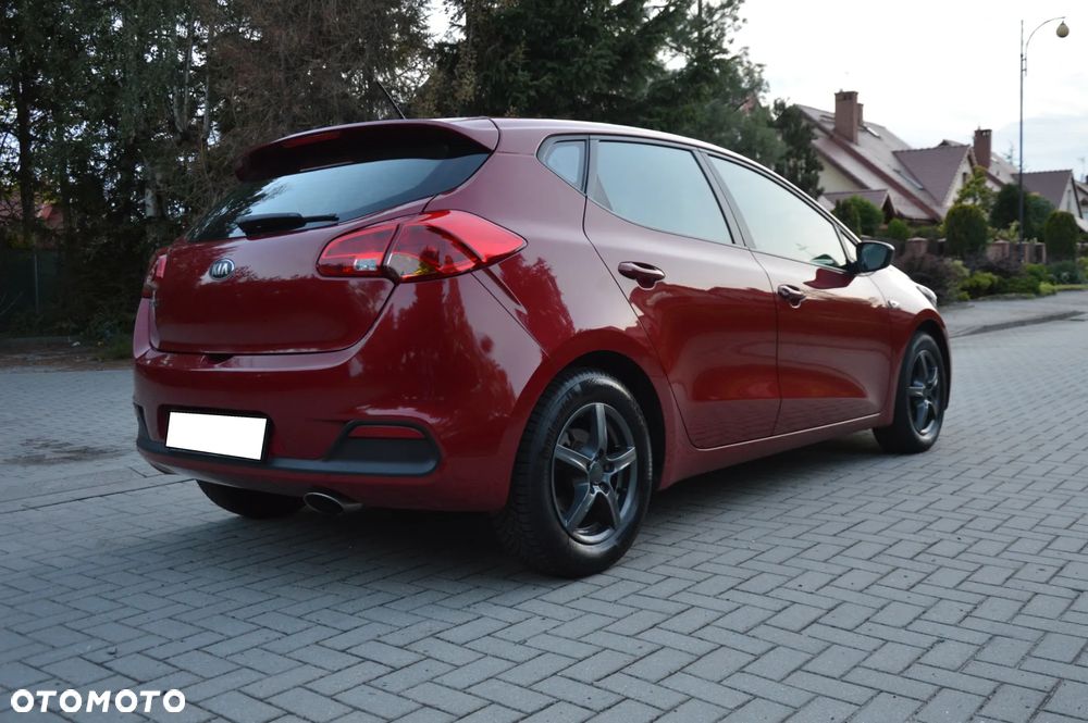 Kia Ceed 1.4 CVVT - 11