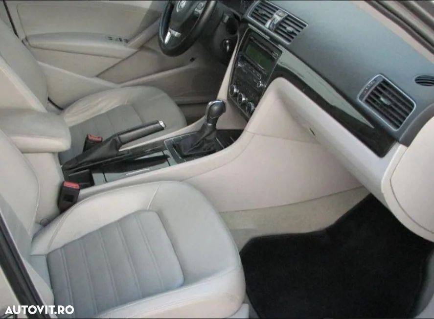 Volkswagen Passat - 8