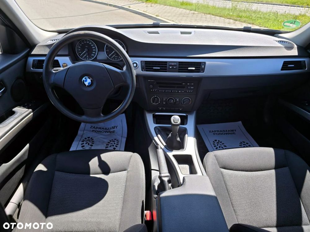 BMW Seria 3 - 21
