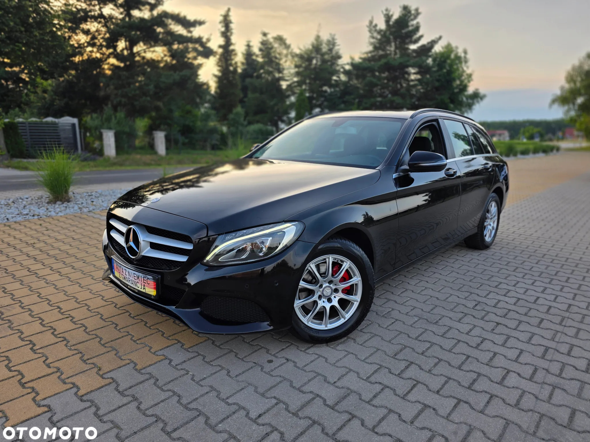 Mercedes-Benz Klasa C 200 (BlueTEC) d T 7G-TRONIC Avantgarde - 2