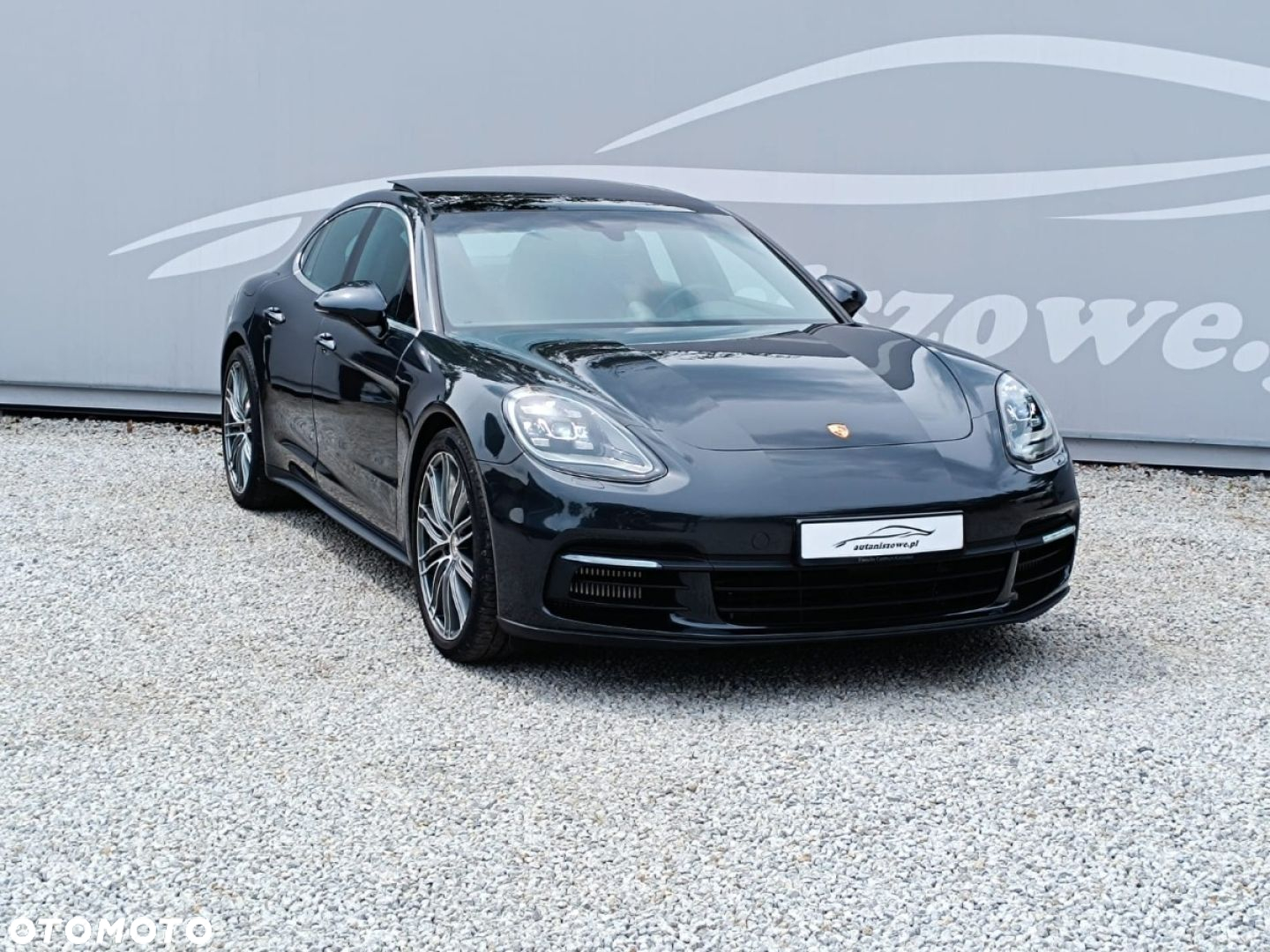 Porsche Panamera 4S - 15